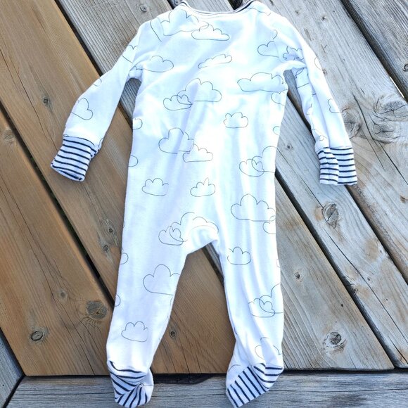 SWEET Baby GAP Cloud Pattern Onesie 6-9 Months Full Zip Organic Cotton - Picture 2 of 4